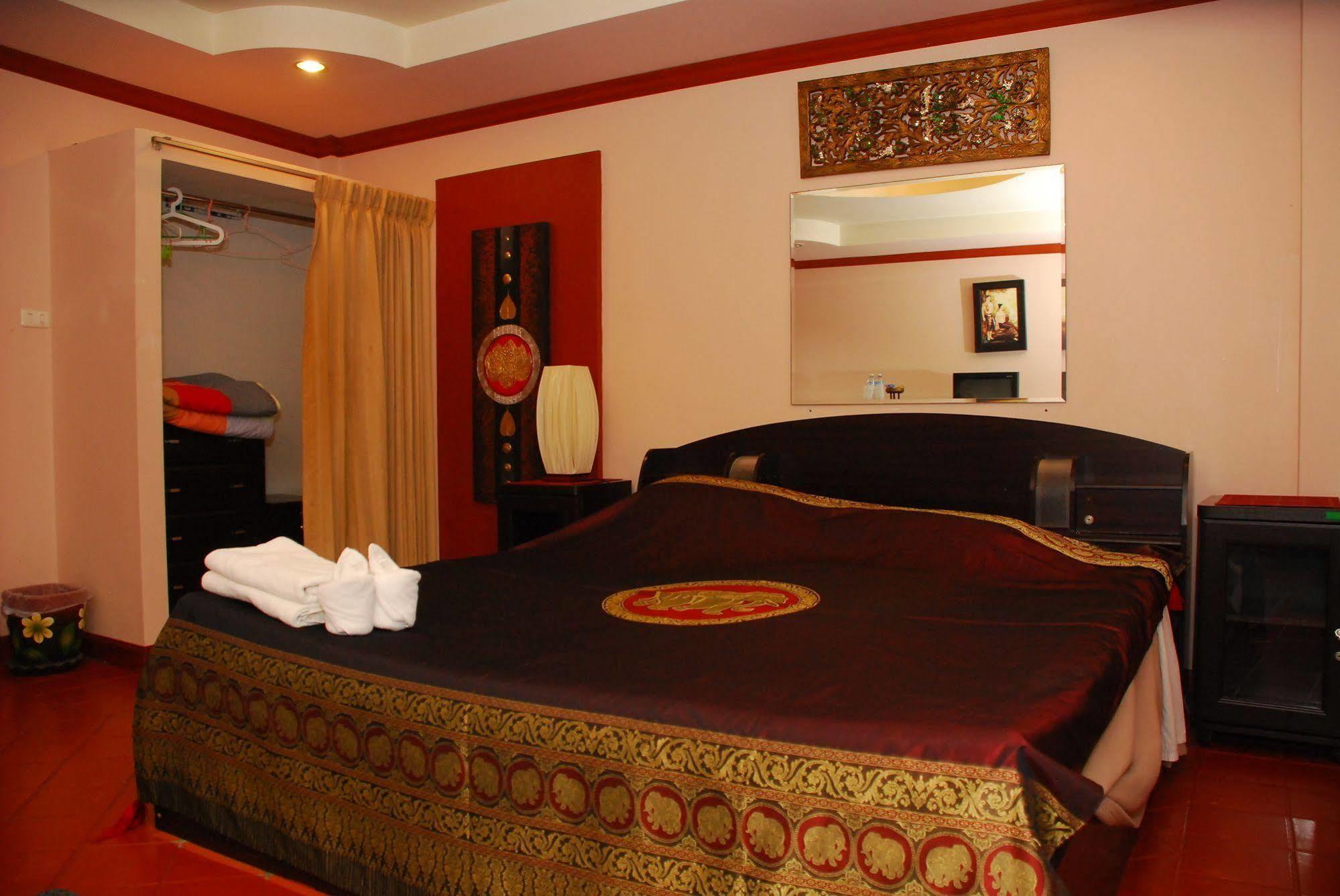 The Phen House Hotell