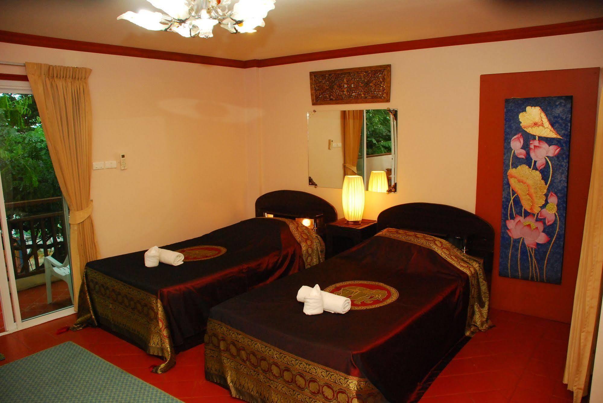 Hotell The Phen House HHQ